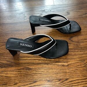 Senso Livvi White Black Leather Square‎ Y2K Toe Thong Sandals Size 36